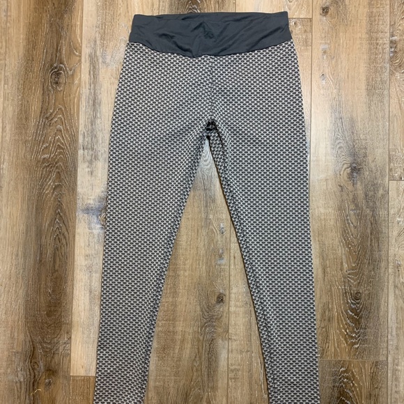 Women Workout High Waist Scrunched Butt Leggings - Picture 4 of 11